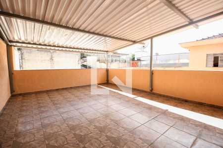 Casa à venda com 245m², 2 quartos e 4 vagasQuintal 