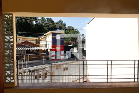 Casa à venda com 245m², 2 quartos e 4 vagasVista