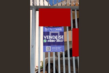 Casa à venda com 245m², 2 quartos e 4 vagasFachada