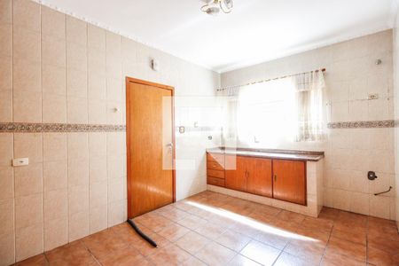 Casa à venda com 245m², 2 quartos e 4 vagasCozinha