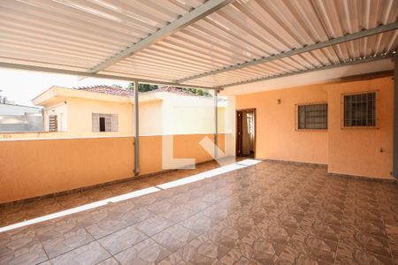Casa à venda com 245m², 2 quartos e 4 vagasQuintal 
