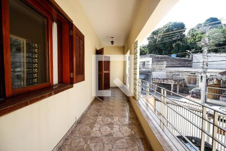 Casa à venda com 245m², 2 quartos e 4 vagasVaranda