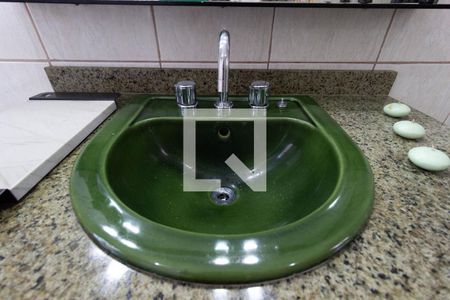 Casa à venda com 255m², 3 quartos e 3 vagasBanheiro Suíte