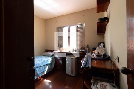 Casa à venda com 255m², 3 quartos e 3 vagasQuarto 2