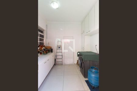 Casa à venda com 255m², 3 quartos e 3 vagasÁrea de serviço