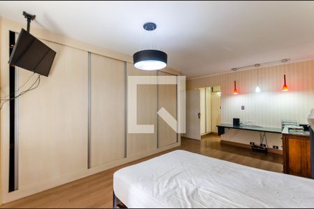 Apartamento para alugar com 224m², 4 quartos e 2 vagas Apartamento para alugar com 224m², 4 quartos e 2 vagasSuíte