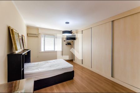 Apartamento para alugar com 224m², 4 quartos e 2 vagas Apartamento para alugar com 224m², 4 quartos e 2 vagasSuíte
