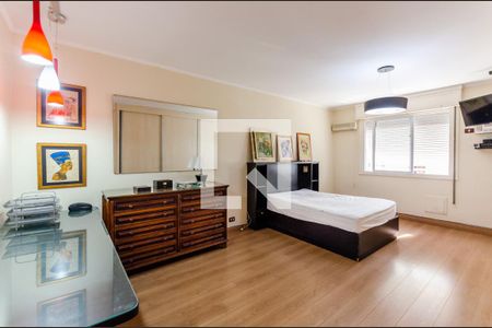 Apartamento para alugar com 224m², 4 quartos e 2 vagas Apartamento para alugar com 224m², 4 quartos e 2 vagasSuíte