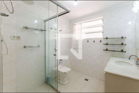 Apartamento para alugar com 224m², 4 quartos e 2 vagas Apartamento para alugar com 224m², 4 quartos e 2 vagasBanheiro suíte