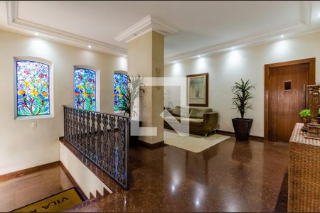 Apartamento para alugar com 224m², 4 quartos e 2 vagas Apartamento para alugar com 224m², 4 quartos e 2 vagasHall de entrada