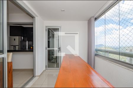 Apartamento para alugar com 72m², 2 quartos e 2 vagasVaranda da Sala