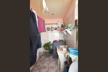 Casa à venda com 200m², 2 quartos e 2 vagasCasa 2 - Lavanderia