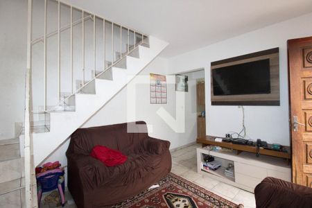 Casa à venda com 200m², 2 quartos e 2 vagasCasa 2 - Sala