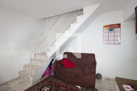 Casa à venda com 200m², 2 quartos e 2 vagasCasa 2 - Sala