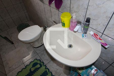 Casa à venda com 200m², 2 quartos e 2 vagasCasa 1 - Banheiro