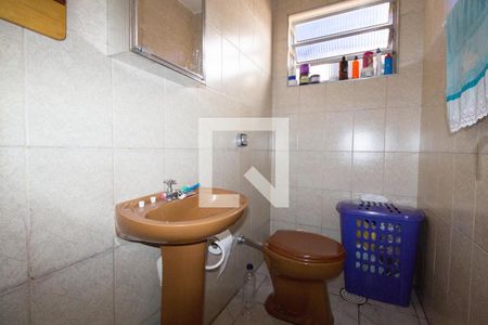 Casa à venda com 200m², 2 quartos e 2 vagasCasa 2 - Lavabo