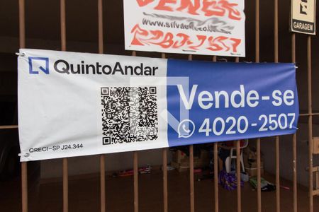 Casa à venda com 200m², 2 quartos e 2 vagasFachada