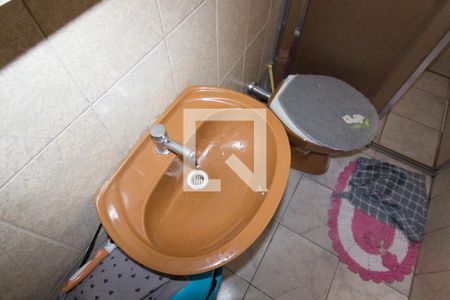 Casa à venda com 200m², 2 quartos e 2 vagasCasa 2 - Banheiro