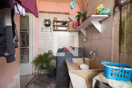 Casa à venda com 200m², 2 quartos e 2 vagasCasa 2 - Lavanderia