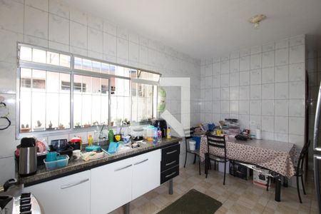Casa à venda com 200m², 2 quartos e 2 vagasCasa 1 - Cozinha