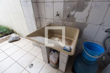 Casa à venda com 200m², 2 quartos e 2 vagasCasa 1 - Lavanderia