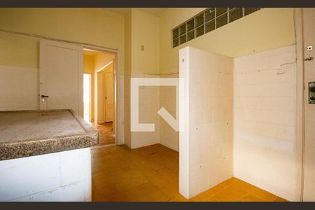 Apartamento para alugar com 70m², 2 quartos e sem vaga Apartamento para alugar com 70m², 2 quartos e sem vagaCozinha e Área de Serviço