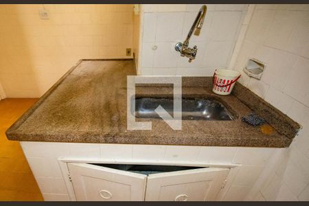 Apartamento para alugar com 70m², 2 quartos e sem vaga Apartamento para alugar com 70m², 2 quartos e sem vagaCozinha e Área de Serviço