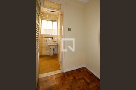 Apartamento para alugar com 70m², 2 quartos e sem vaga Apartamento para alugar com 70m², 2 quartos e sem vagaQuarto de Serviço