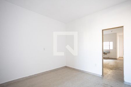 Quarto de casa para alugar com 1 quarto, 60m² em Jardim Santa Tereza, Carapicuíba