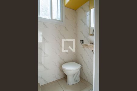 Banheiro de kitnet/studio à venda com 1 quarto, 25m² em Centro Histórico, Porto Alegre