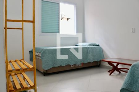 suíte 1 de casa para alugar com 4 quartos, 180m² em Jardim Las Palmas, Guarujá