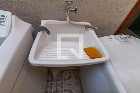 Casa para alugar com 62m², 2 quartos e sem vagaÁrea de serviço