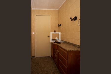 Casa à venda com 289m², 3 quartos e 8 vagasBanheiro 1