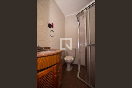 Casa à venda com 289m², 3 quartos e 8 vagasBanheiro 2