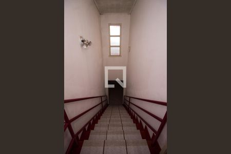 Casa à venda com 289m², 3 quartos e 8 vagasEscada