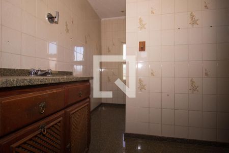 Casa à venda com 289m², 3 quartos e 8 vagasBanheiro