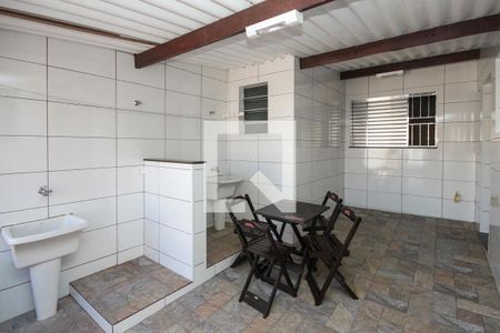 Casa de condomínio para alugar com 35m², 1 quarto e sem vaga Casa de condomínio para alugar com 35m², 1 quarto e sem vagaQuintal