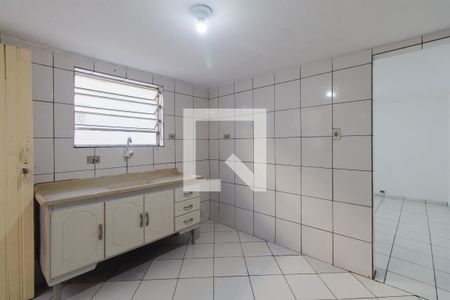 Cozinha de casa para alugar com 1 quarto, 38m² em Jardim Ana Rosa, São Paulo