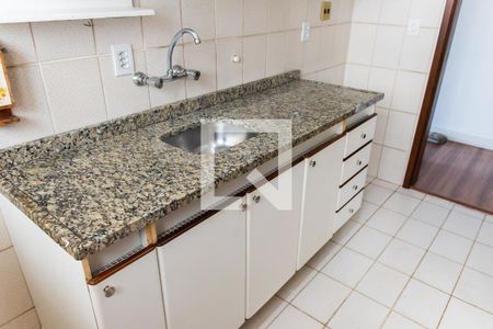 Apartamento à venda com 147m², 2 quartos e 2 vagas Apartamento à venda com 147m², 2 quartos e 2 vagasCozinha - Armários