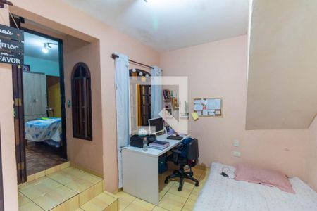 Casa à venda com 241m², 4 quartos e 2 vagasQuarto 4