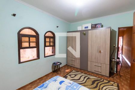Casa à venda com 241m², 4 quartos e 2 vagasQuarto 3
