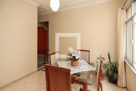 Apartamento à venda com 100m², 3 quartos e sem vaga Apartamento à venda com 100m², 3 quartos e sem vagaSala