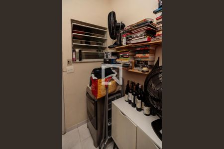 Apartamento à venda com 100m², 3 quartos e sem vaga Apartamento à venda com 100m², 3 quartos e sem vagaQuarto de Serviço