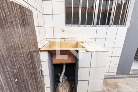 Casa para alugar com 40m², 1 quarto e sem vagaÁrea de serviço 