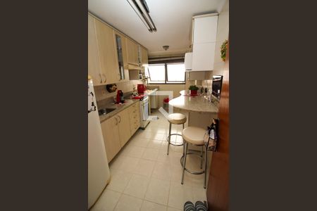 Apartamento à venda com 162m², 2 quartos e 2 vagasCozinha