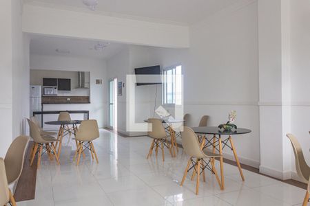 Apartamento para alugar com 71m², 2 quartos e 1 vagaÁrea comum