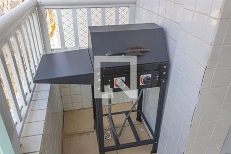 Apartamento para alugar com 71m², 2 quartos e 1 vagaVaranda