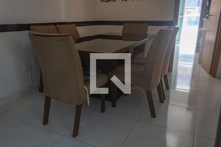 Apartamento para alugar com 71m², 2 quartos e 1 vagaSala