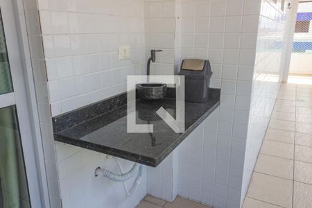 Apartamento para alugar com 71m², 2 quartos e 1 vagaVaranda