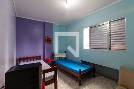 Quarto 1 de apartamento para alugar com 2 quartos, 56m² em Vila Tupi, Praia Grande